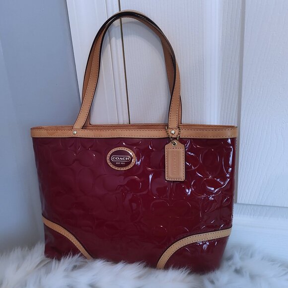 Coach Handbags - Coach Peyton 🎉HP🎉 embossed signature patent leather mini tote in EUC